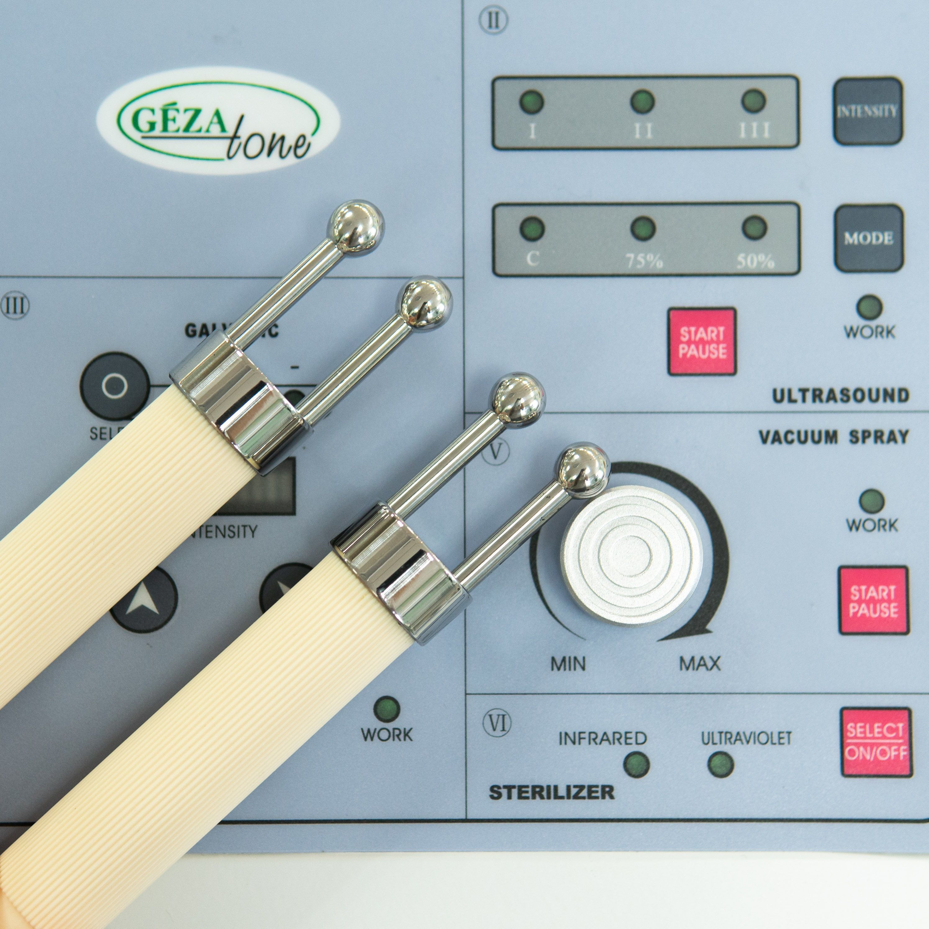 Косметологический многофункциональный комбайн UK230 8003 Gezatone Косметологический многофункциональный комбайн UK230 8003 Gezatone